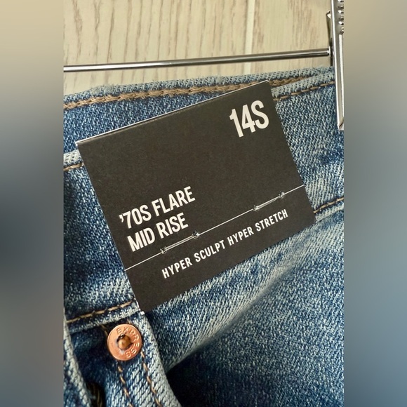 Express 70’s Flare Mid Rise Jeans Size 14 Short NWT - Picture 4 of 5